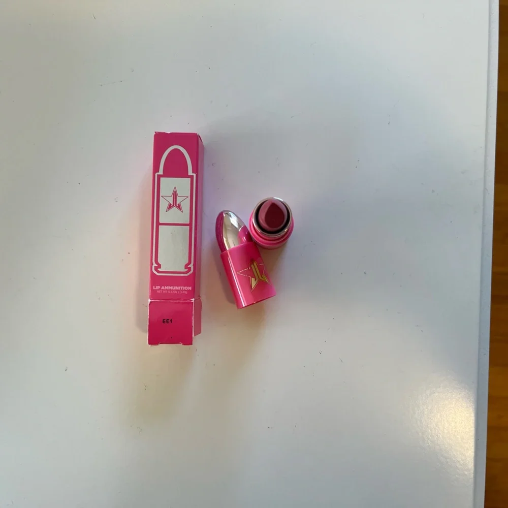 New Jeffree Star Lip Ammunition Lipstick Baby Spice Defect Read